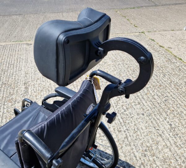 Invacare NG3 Attendent wheelchair - Image 2